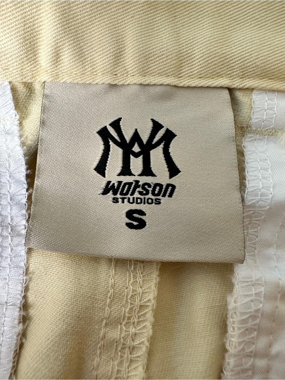 Watson Studios World Work Yellow Cargo Shorts  With Pearls and Dice Chain Size S - Picture 8 of 10